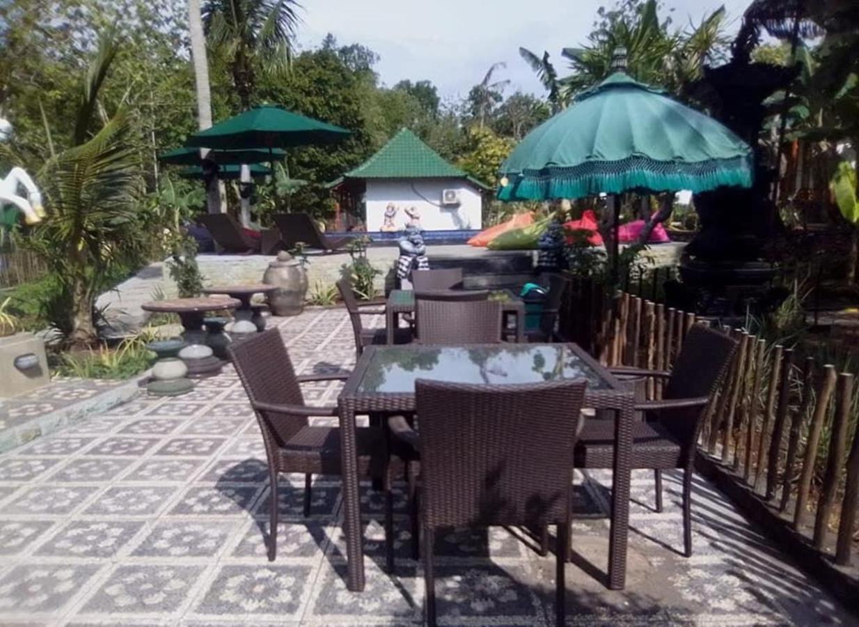 Kubu Reot Taman Asri Villa Batumadeg Kültér fotó